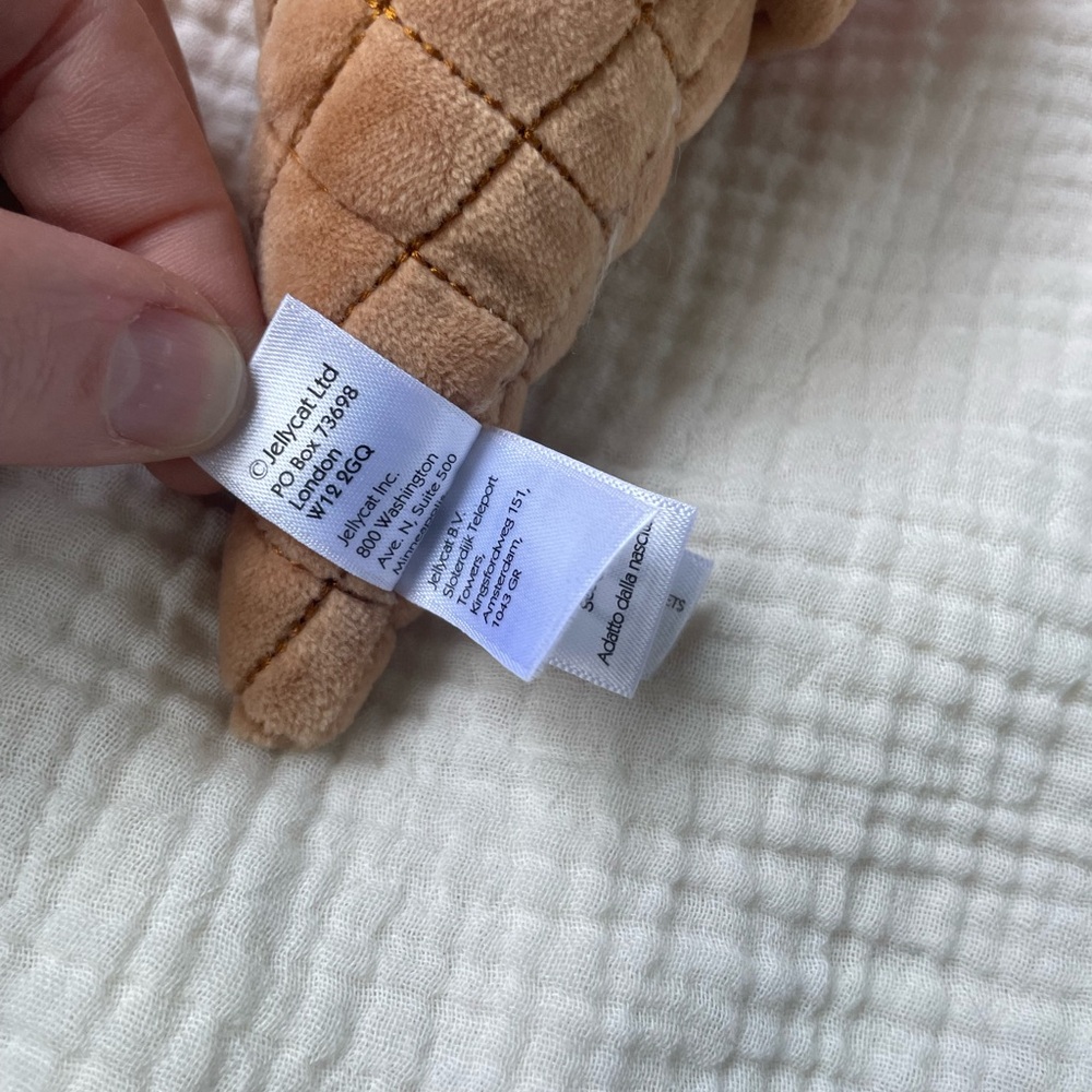 Jellycat Irresistible Ice Cream Strawberry- Cone Plush (Retired) - Picture 4 of 6